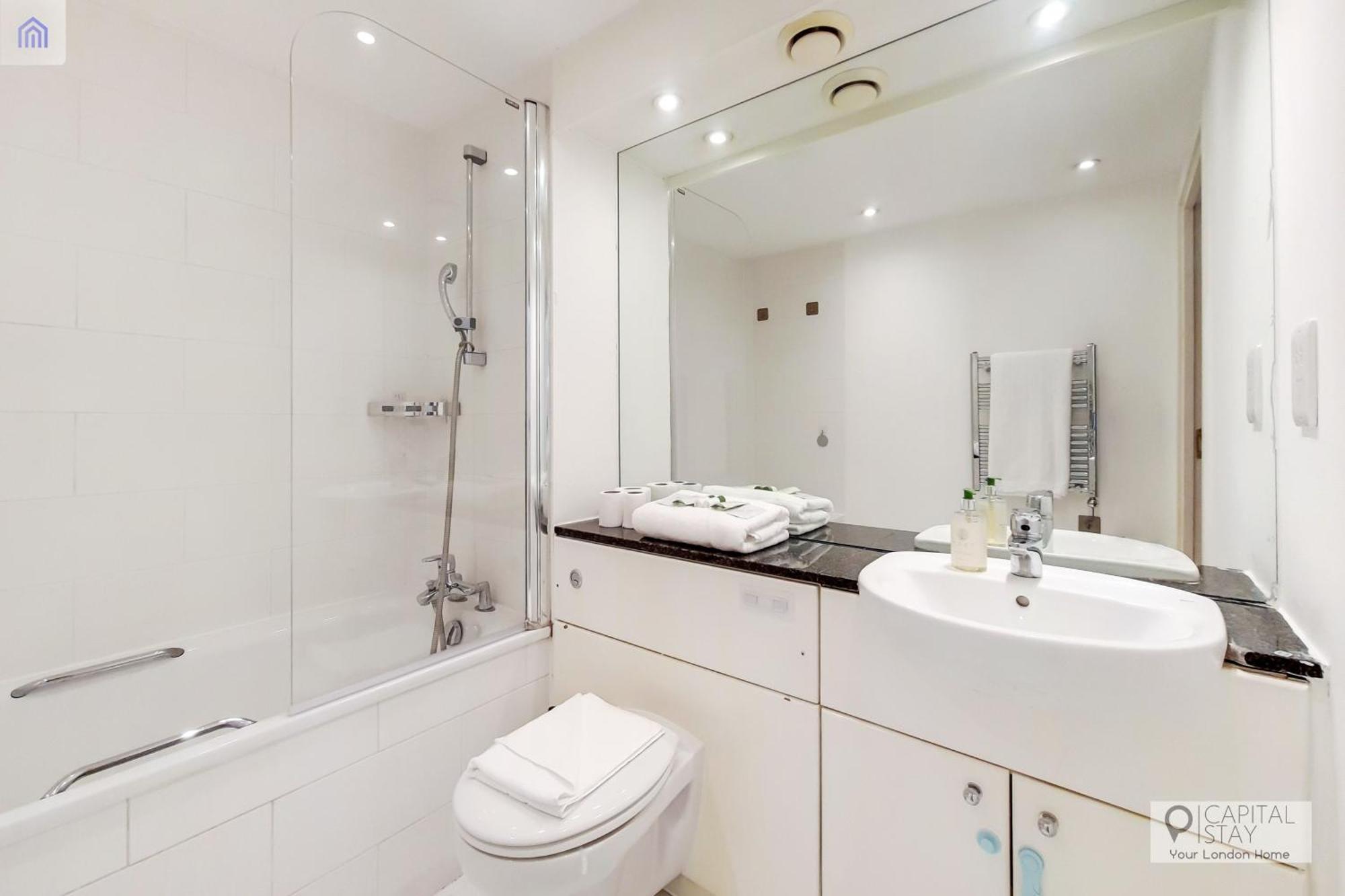 Fully Serviced Two Bed Apartment By Excel & O2 ロンドン エクステリア 写真